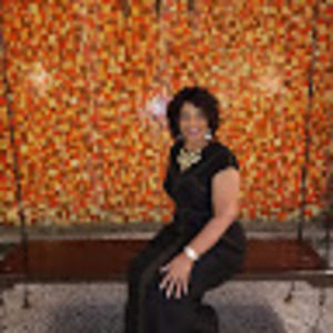 Meet your Posher, Voncile